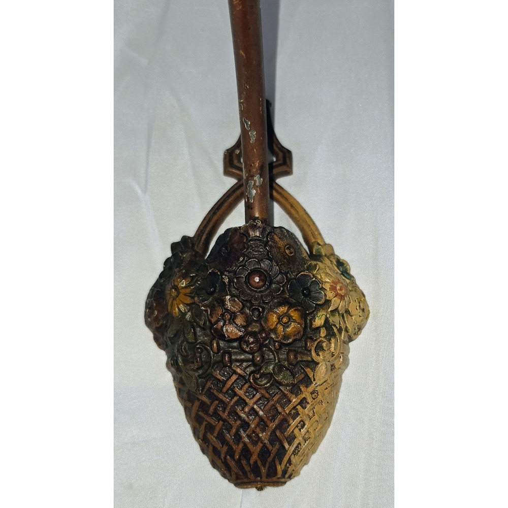 Vintage Cast Metal Flower Basket Wall Sconce Lamp Floral Cottage Victorian Chic
